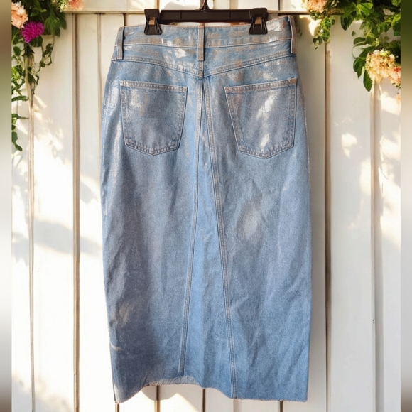🆕️ Zara Metallic Denim Maxi Skirt - Picture 3 of 10